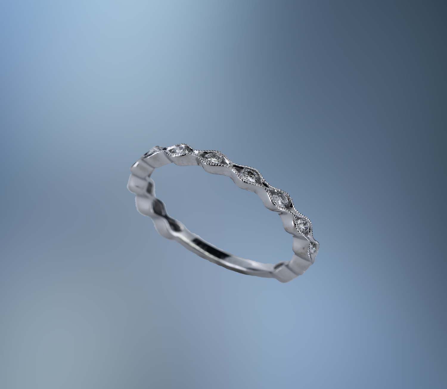 14 KT WHITE GOLD DIAMOND ANNIVERSARY BAND