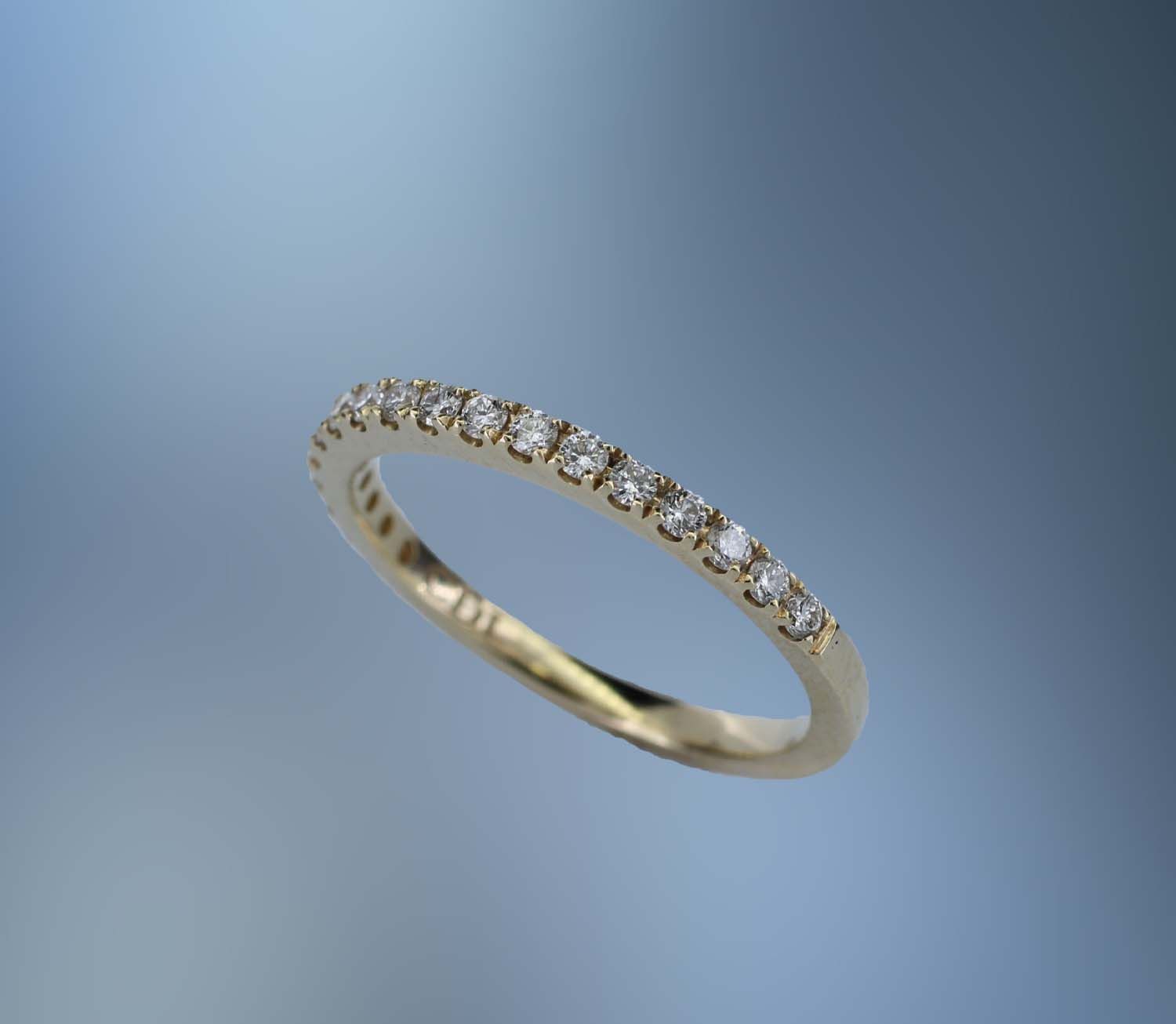 14 KT YELLOW GOLD DIAMOND WEDDING BAND