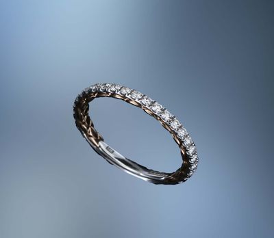 A. JAFFE 14KT WHITE AND ROSE GOLD WEDDING BAND