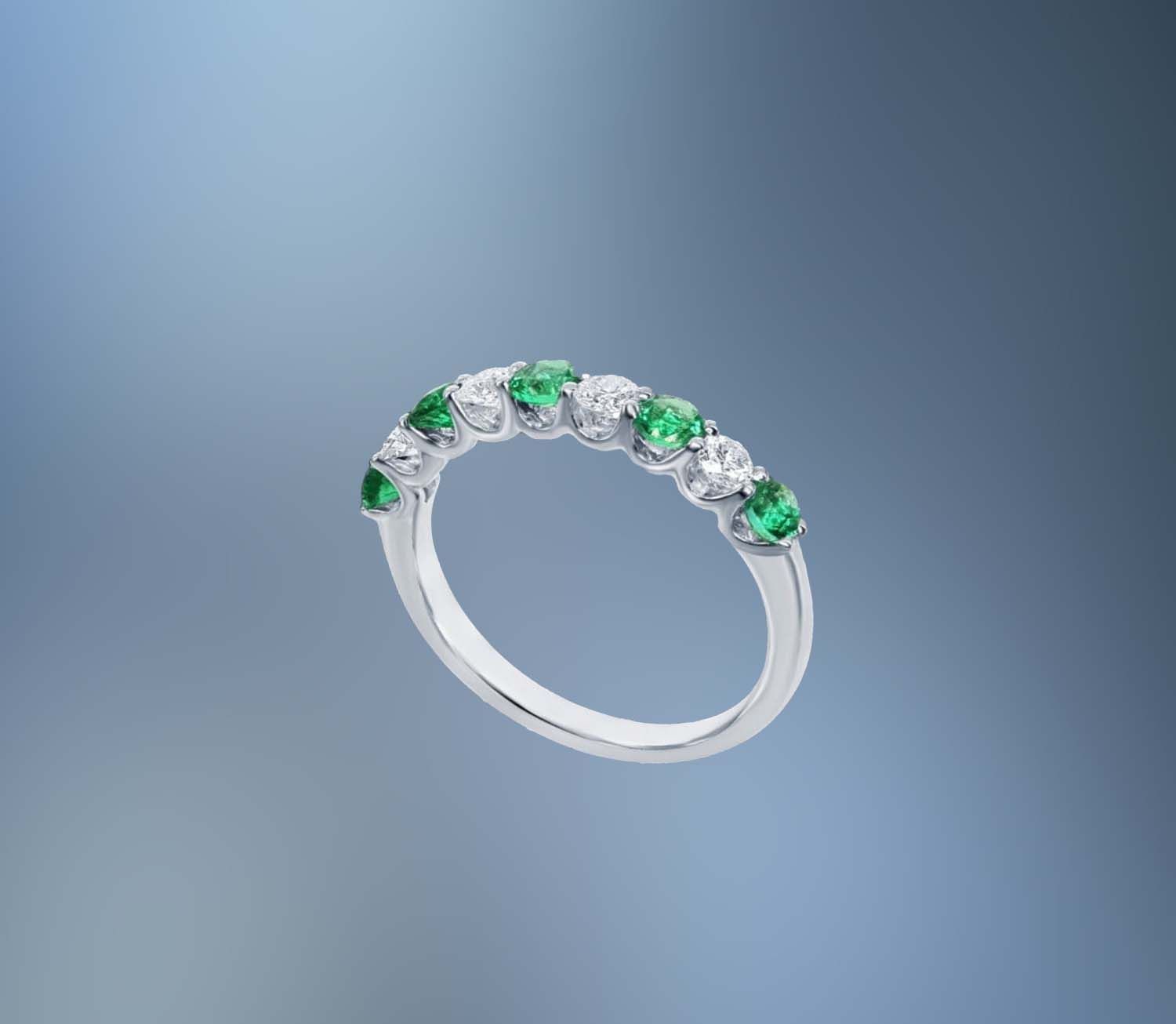14KT WHITE GOLD DIAMOND & EMERALD RING FEATURING 5 ROUND EMERALDS TOTALING .33 CTS & 4 ROUND BRILLIANT DIAMONDS TOTALING .31 CTS