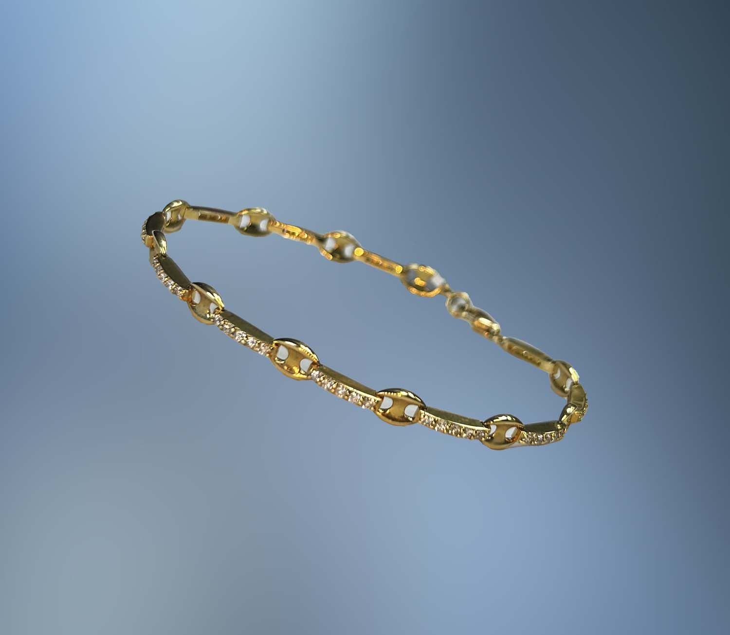18KT YELLOW GOLD BRACELET FEATURING 55 ROUND BRILLIANT DIAMOND TOTALING .90 CTS