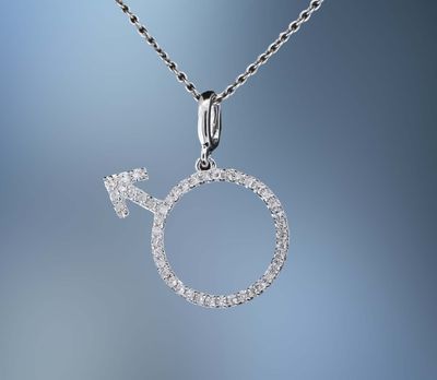 14KT WHITE GOLD PENDANT AND CHAIN FEATURING 46 ROUND BRILLIANT CUT DIAMONDS TOTALING 0.14 CTS