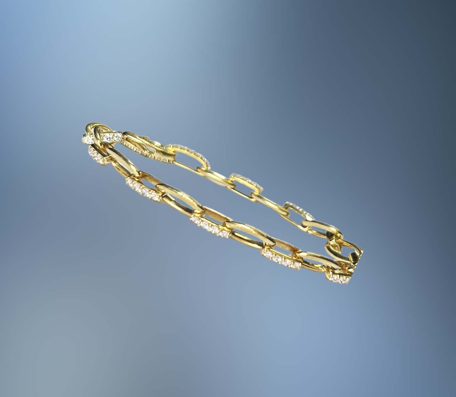 1 18KT YELLOW GOLD DIAMOND FANCY LINK BRACELET