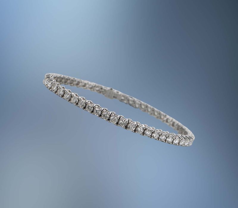 ONE 14KT WHITE GOLD LAB GROWN DIAMOND TENNIS BRACELET