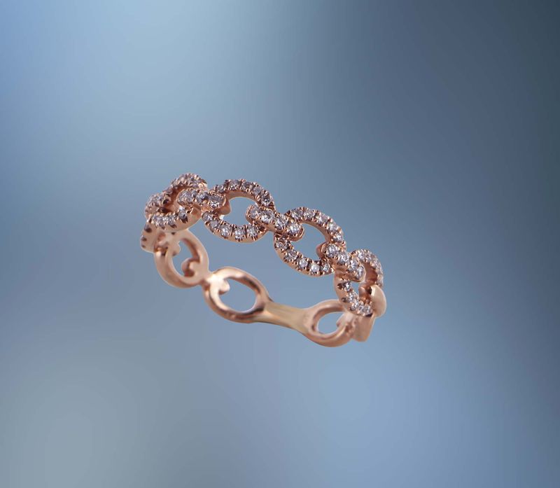14KT ROSE GOLD FASHION RING FEATURING 66 ROUND BRILLIANT CUT DIAMONDS TOTALING 0.26 CTS