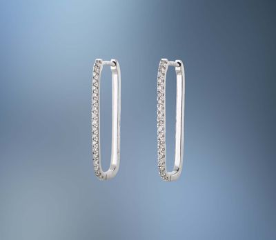 14KT WHITE GOLD RECTANGULAR DIAMOND HOOP EARRINGS FEATURING 38 ROUND BRILLIANT CUT DIAMONDS TOTALING 0.35 CTS 14KT WHITE GOLD RECTANGULAR DIAMOND HOOP EARRINGS FEATURING 38 ROUND BRILLIANT CUT DIAMONDS TOTALING 0.35 CTS