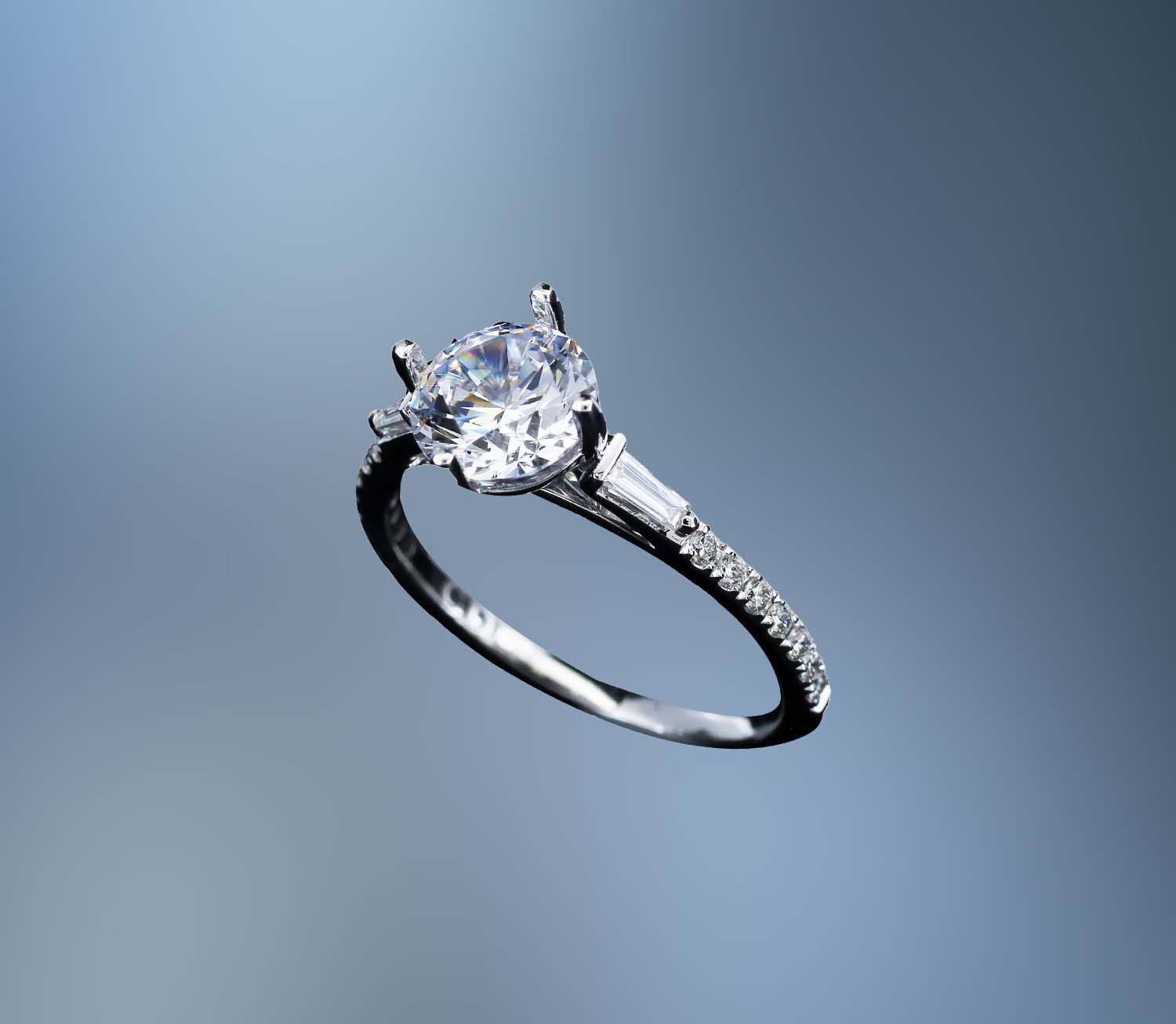 14KT WHITE GOLD ENGAGEMENT RING