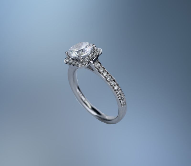 14KT WHITE GOLD CUSHION HALOI MOUNT ENGAGEMENT RING 14KT WHITE GOLD CUSHION HALOI MOUNT ENGAGEMENT RING