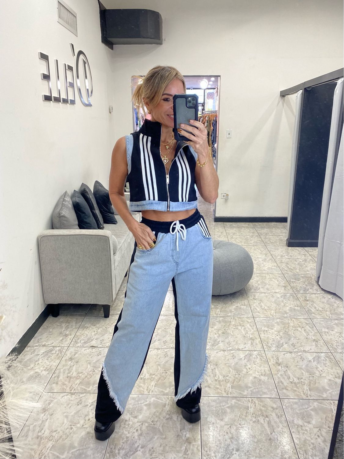Black/Denim Stripes Detail Set.