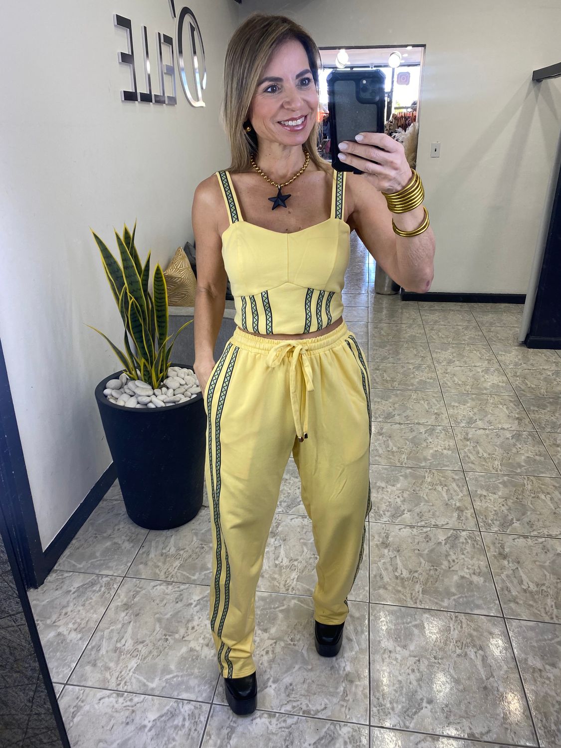 Sunny Yellow Sport Set