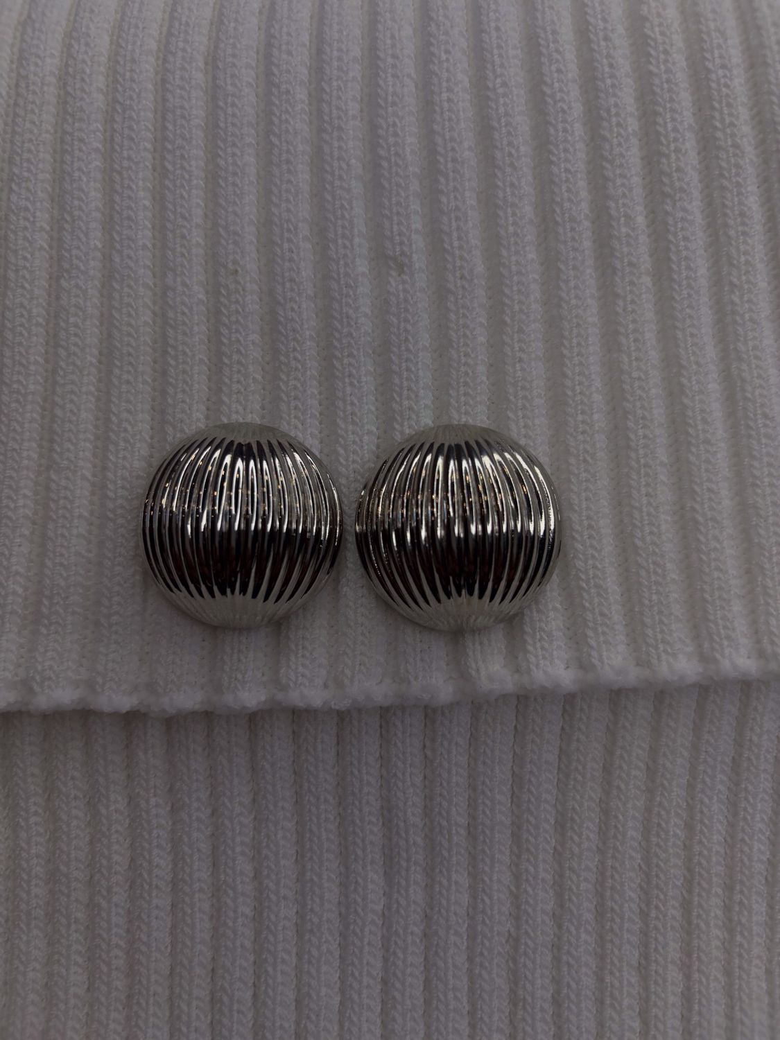 Silver Earing
