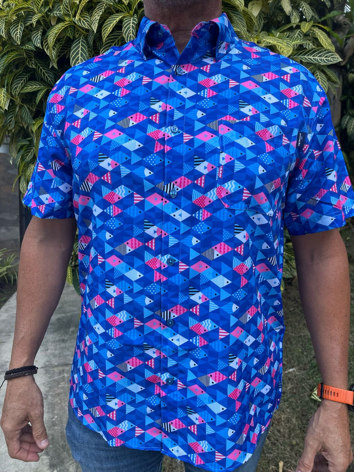 Pinky/Blue Fish Top Men