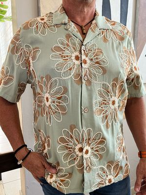 Men Sage Flower Top