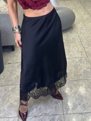 Black Bottom Lace Detail Skirt