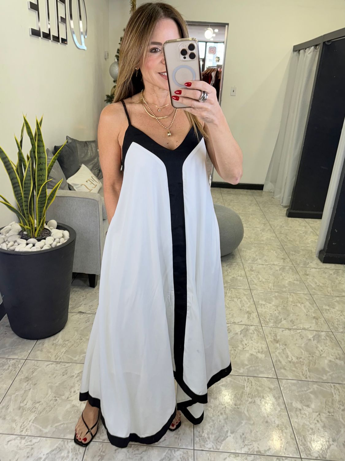 While/black Stripe Detail Flowy Dress