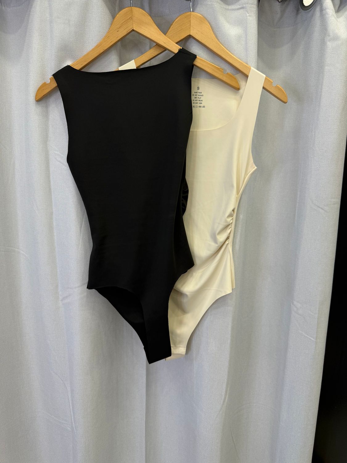 Black Or Creme Basic Tody Top