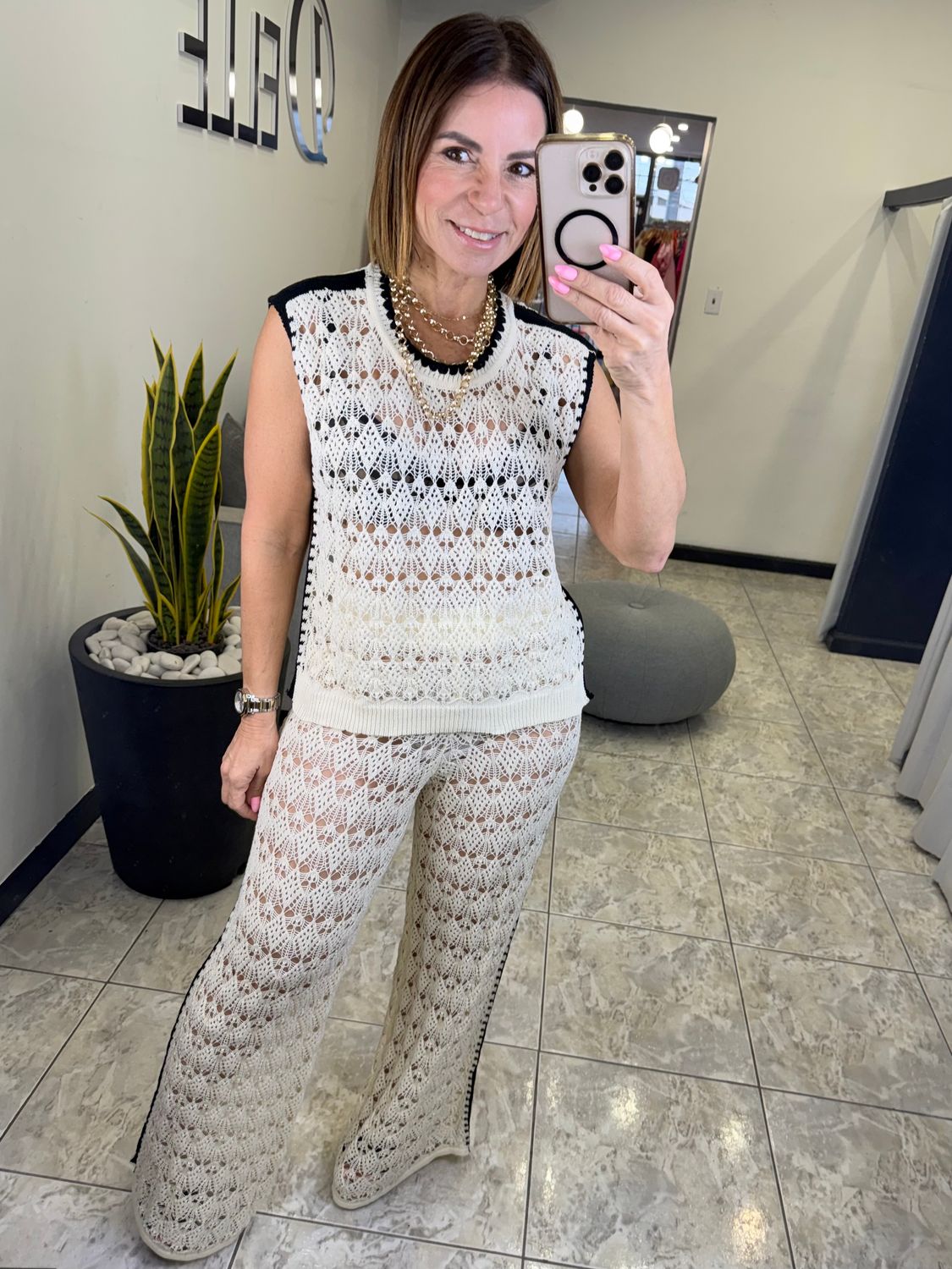 Ivory/Black Contrast Knit Top And Pants Set