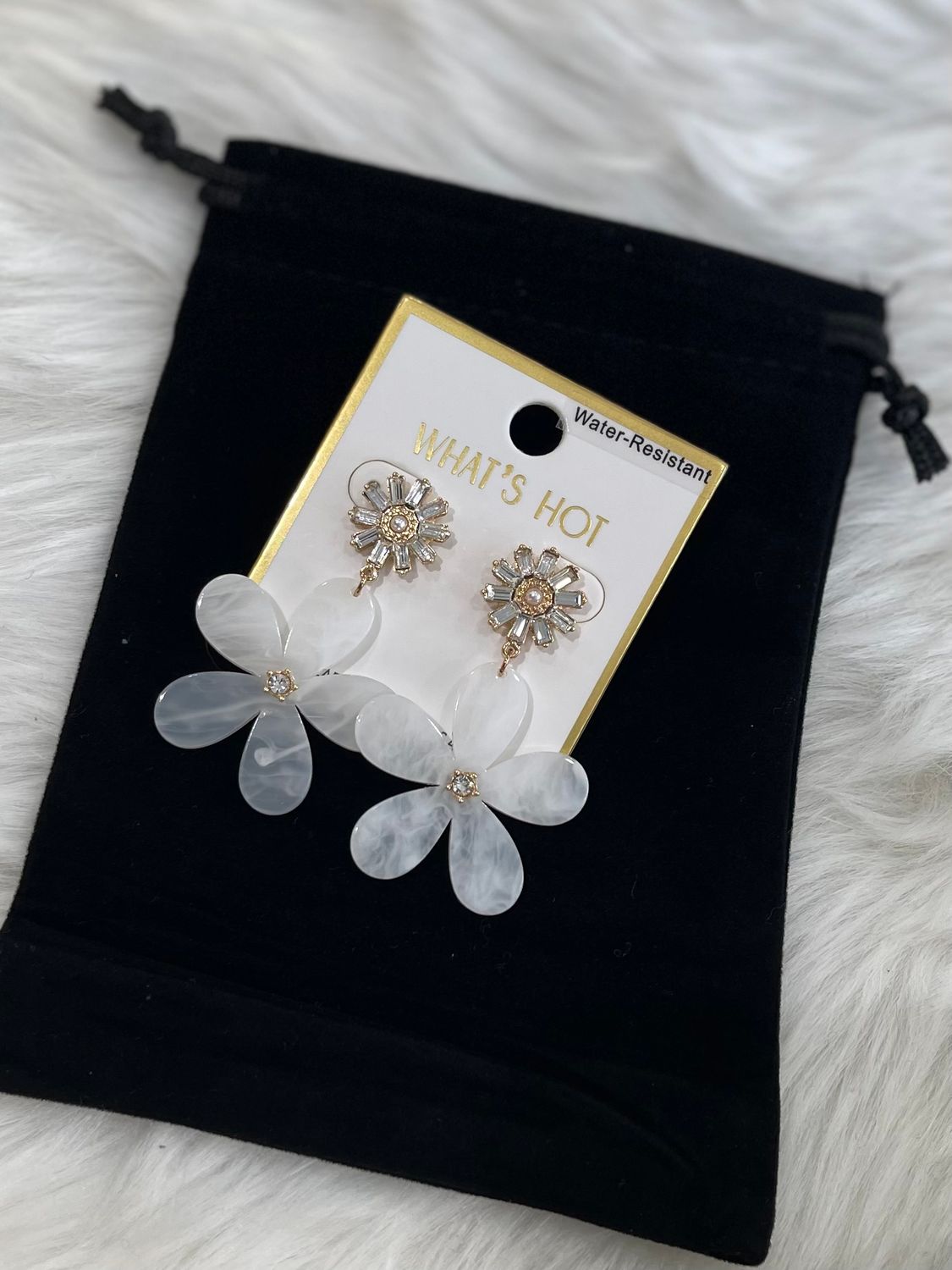 White Acrylic Flower Rhinestone Earrings