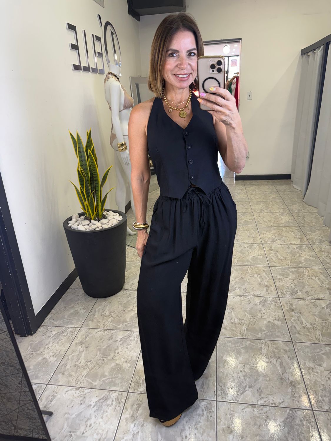 Black Or Beige Classic Must’ve Set