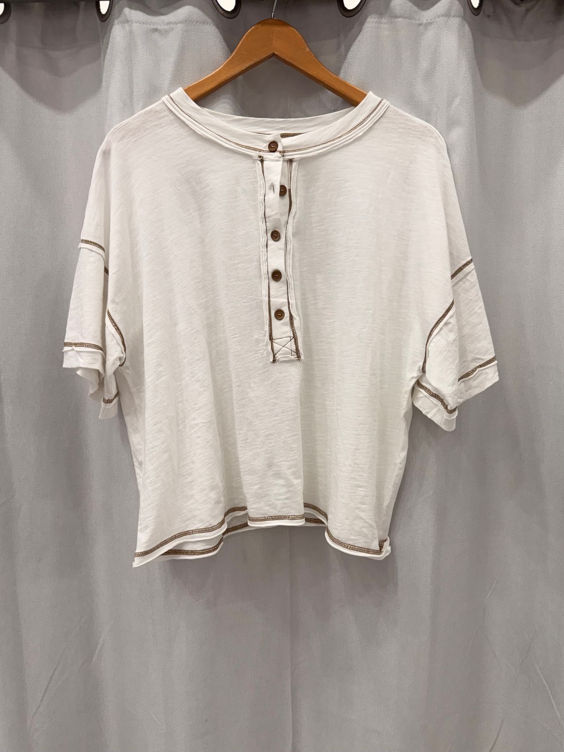 Ivory-Brown Detail T Shirt