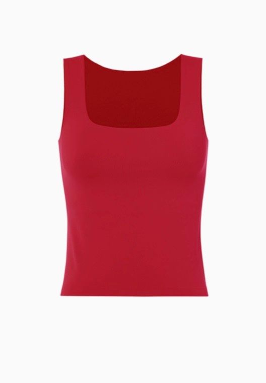 Red Or Coconut Basic Top