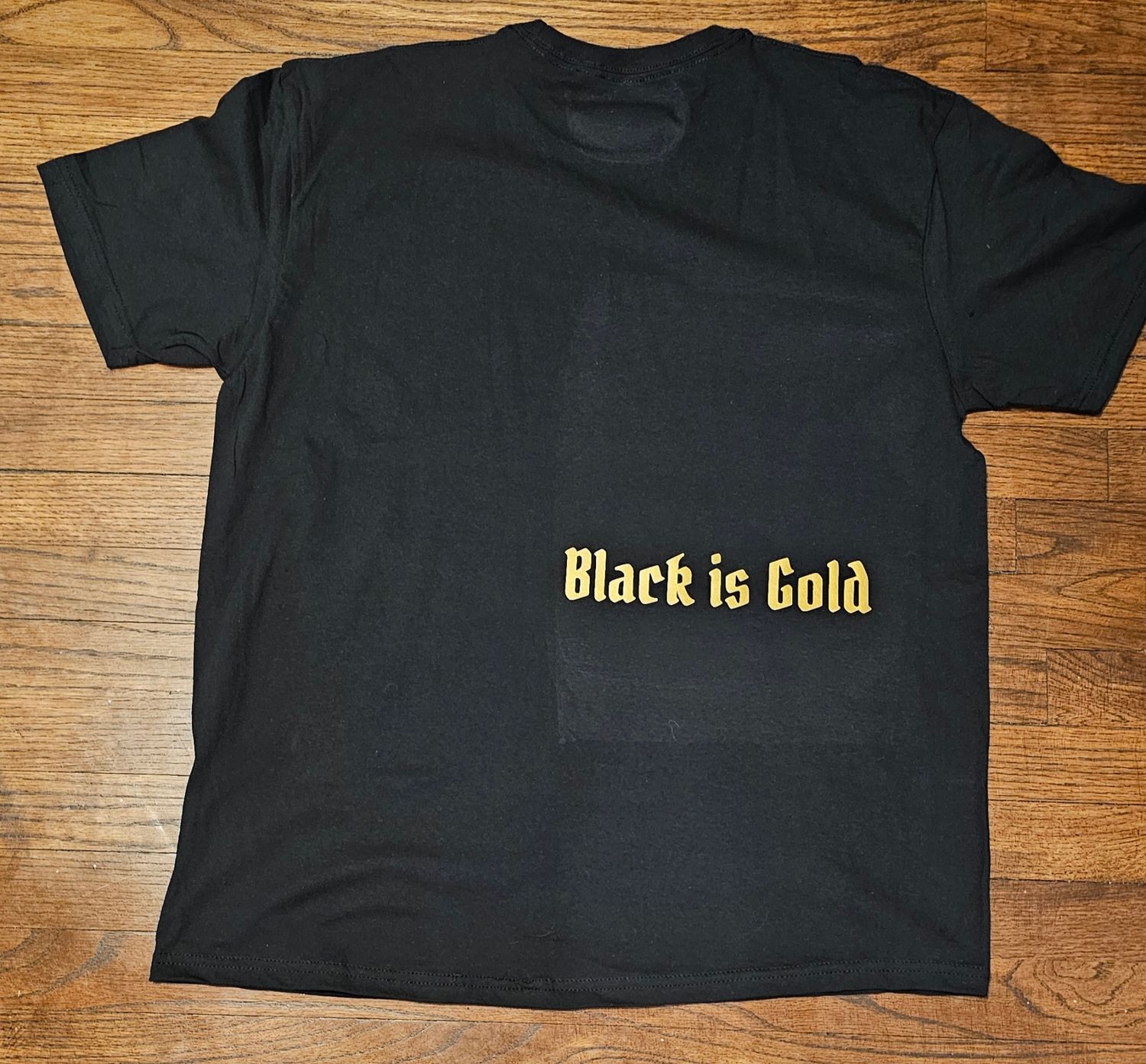 ToTheMost... "Black Is Gold (Martin)" T-Shirt Unisex