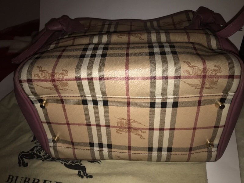 Burberry Purse 