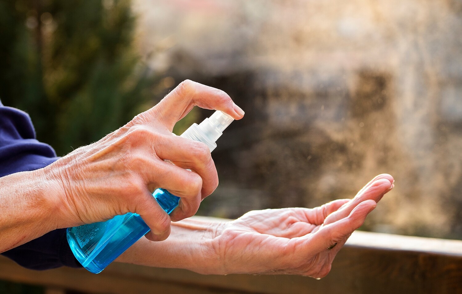 Make Your Own Essential Oils Hand Sanitizer Make Your Own Essential Oils Hand Sanitizer