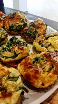 Homemade Egg Bites - Vegetarian - Spinach, Tomato, Peppers &amp; Cheese