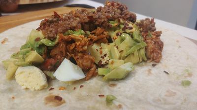 Bodybuilder WRAP RELOADED - Beef, Chicken,  Pebre Salsa, Extra Egg &amp; Avocado