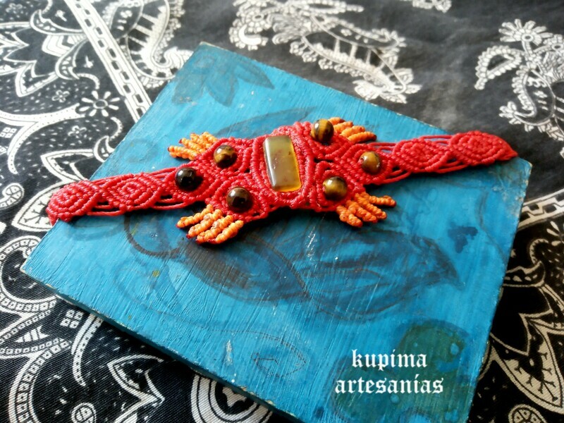brazalete con amabar y ojo de tigre