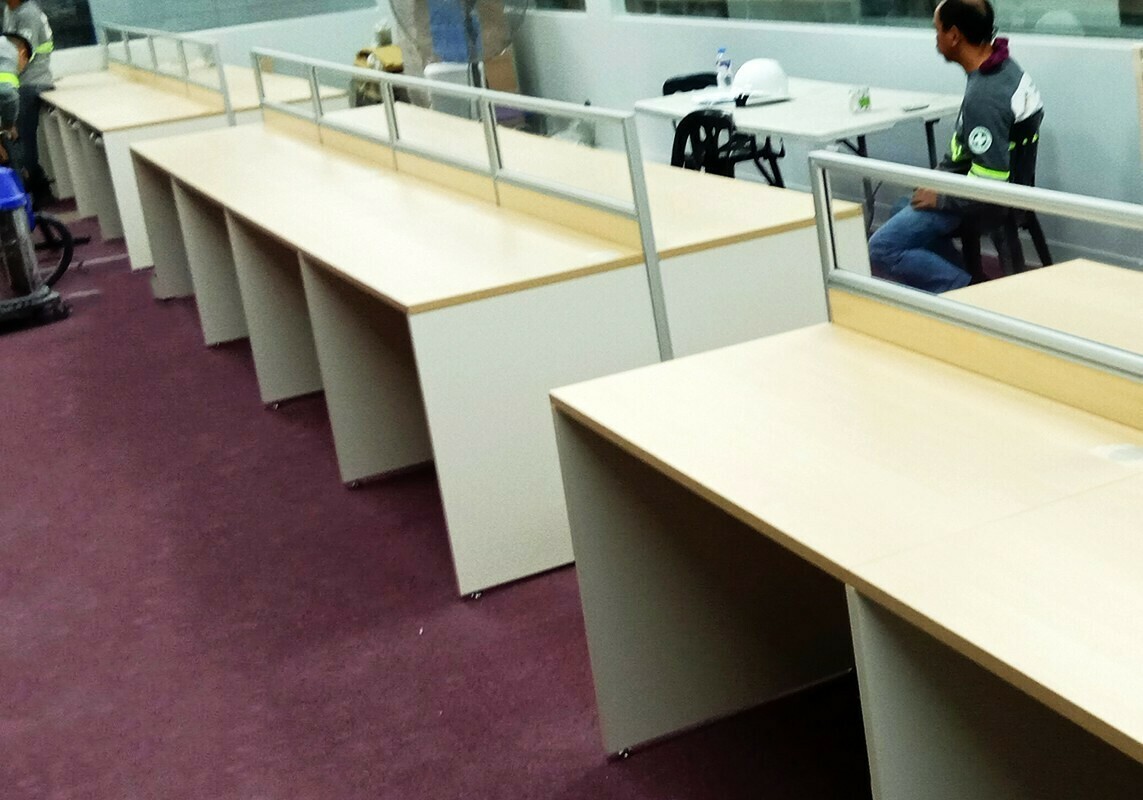 Linear Workstation | Custom-Made Materials