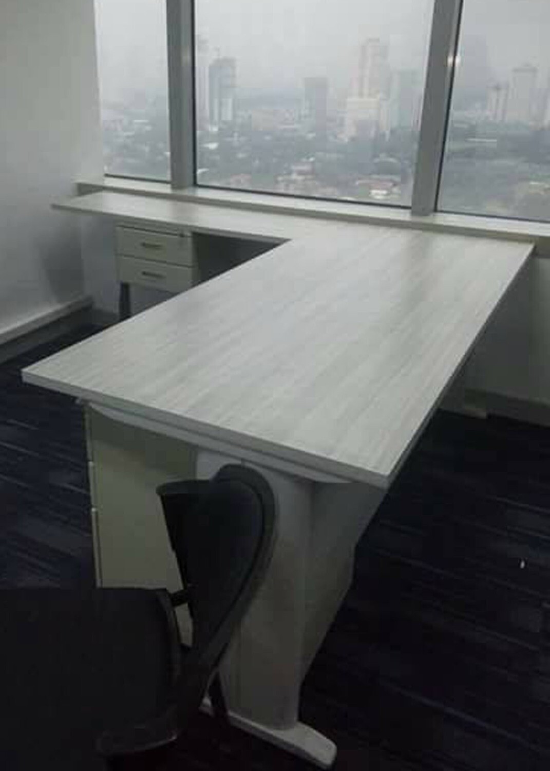 Office Desk | Executive | Freestanding | L Type Shaped