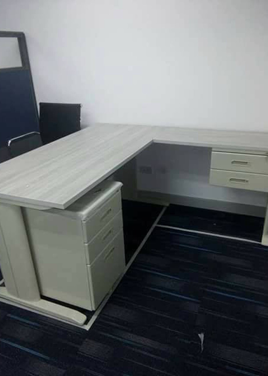 Office Desk | Executive | Freestanding | L Type Shaped
