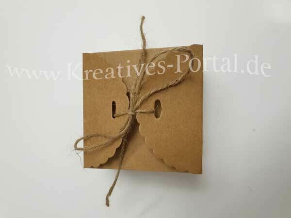 Kraftpapierbox mit Naturkordel