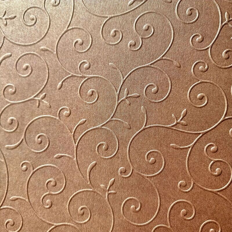 Flourish geprägtes Perlmutt Papier in curry Flourish geprägtes Perlmutt Papier in curry