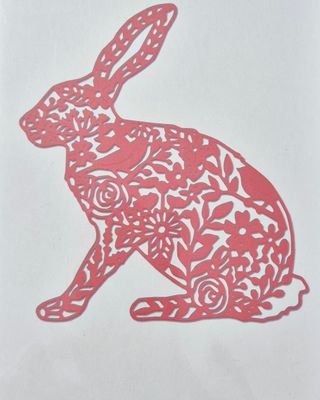 filigraner und floraler Hase