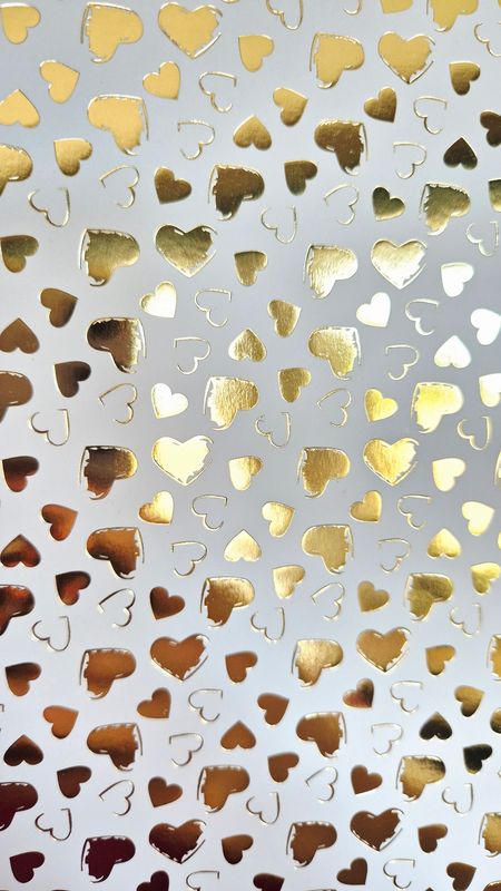 Goldene Herzen auf weißem Hintergrund DinA4 Goldene Herzen auf weißem Hintergrund DinA4