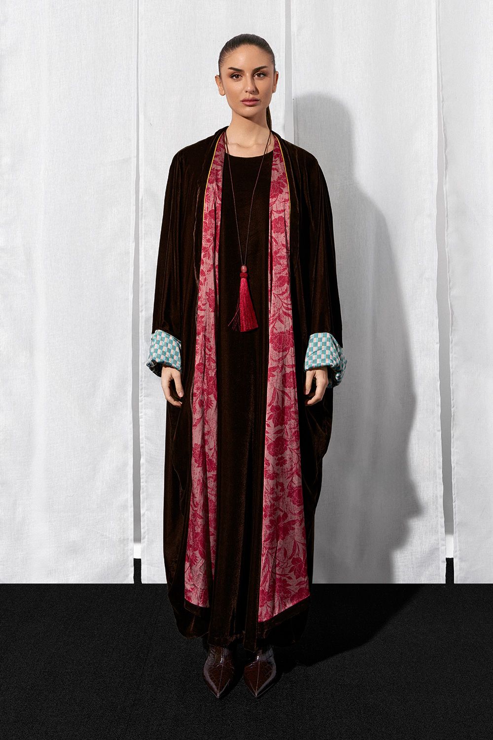 Ura Set (Deep Brown)