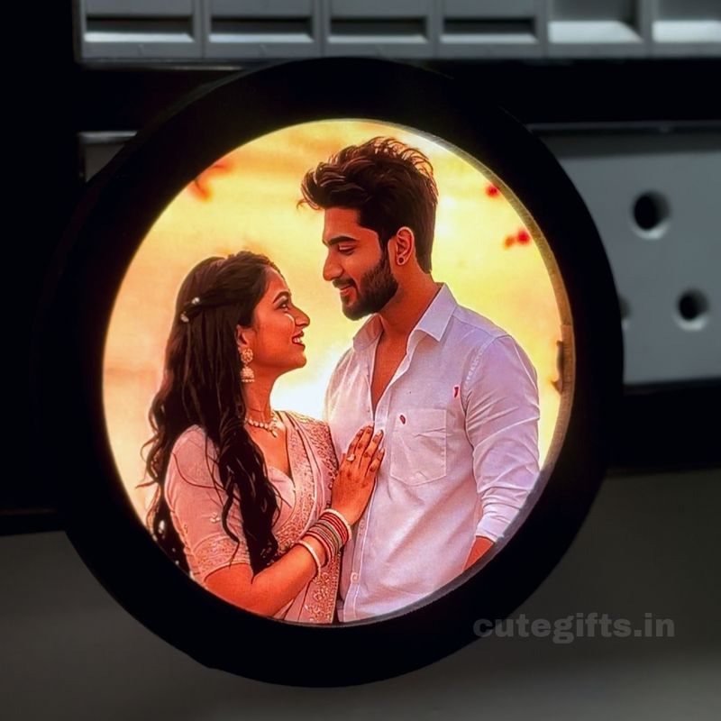 Plug Round LED Photo Frame