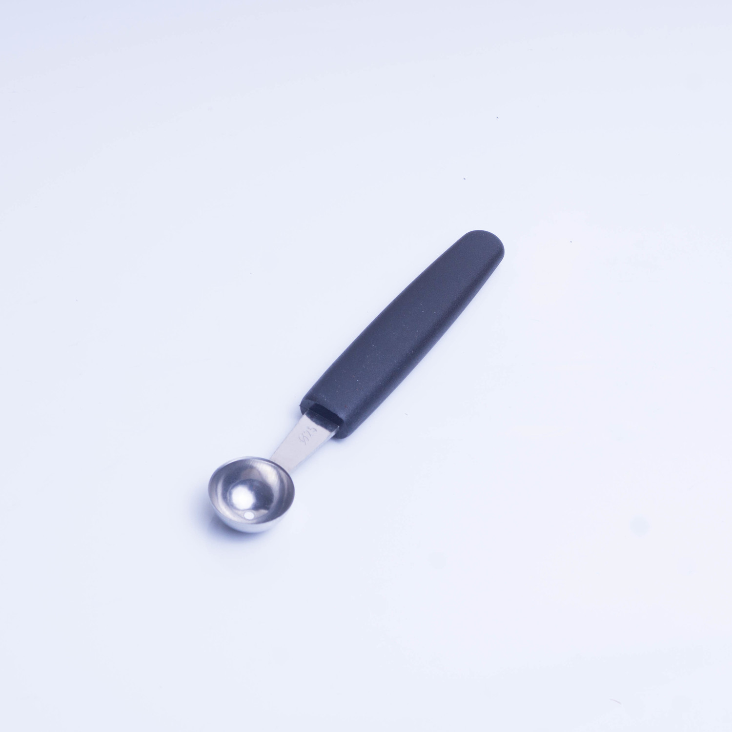 9100G01-Нож кухонный выемка круглая, d=25 см