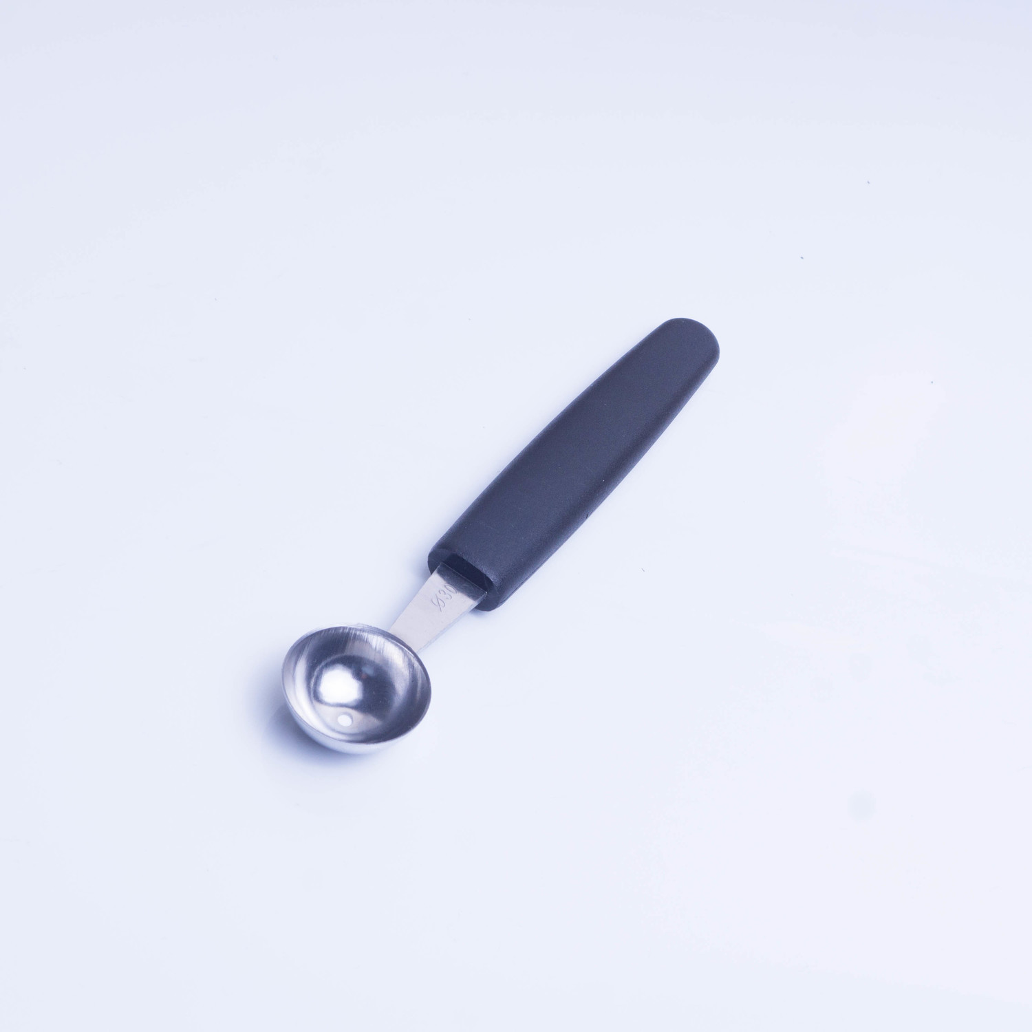 9100G04-Нож кухонный выемка круглая, d=30мм