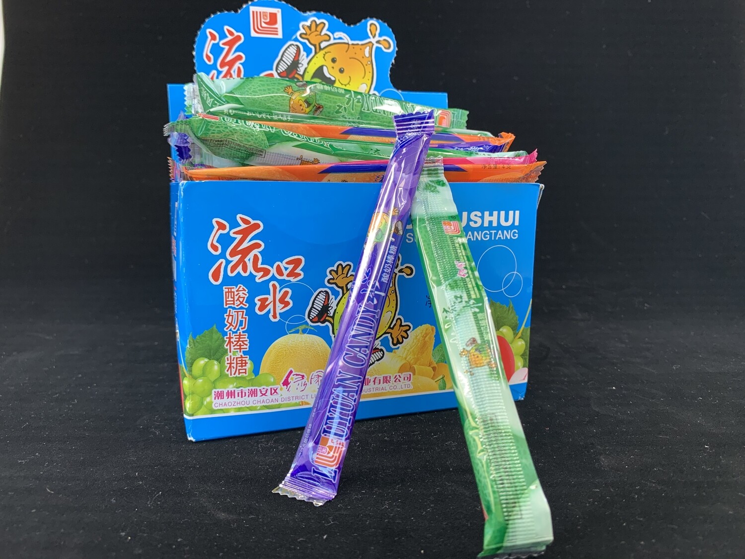 Luyuan Candy (Yogurt flavor, 100 tubes)  流口水酸奶棒糖