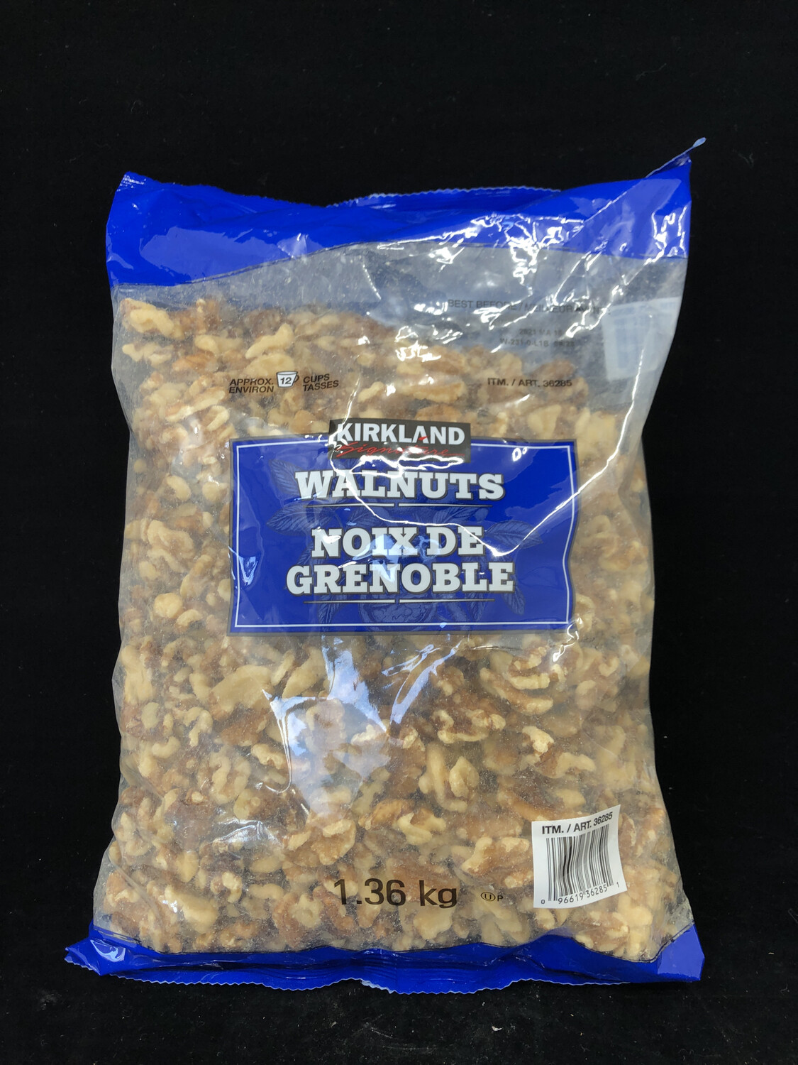 Kirkland Signature Shelled Walnuts, 1.36 kg 核桃