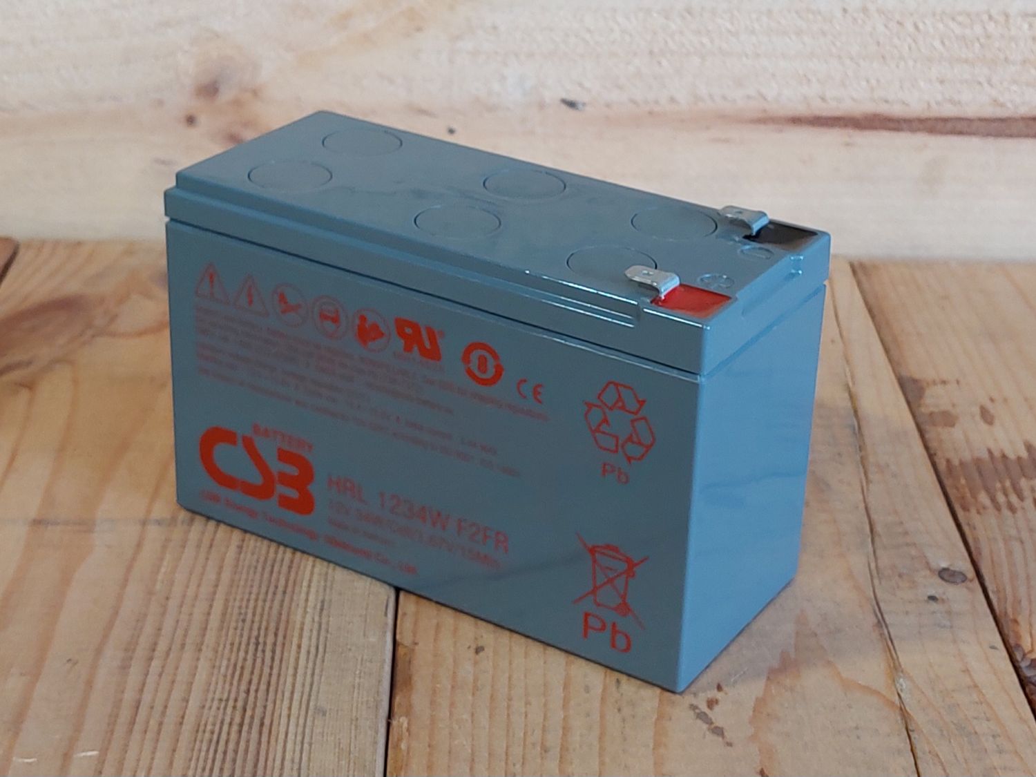 HRL 1234W F2FR   CSB 12V 9AH