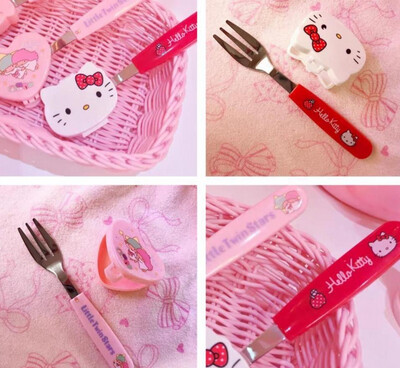 Cubierto con funda protectora Hello Kitty