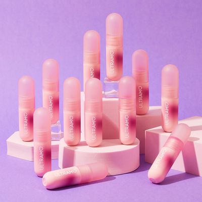 Docena labial Ultram♡ MILD VELVET