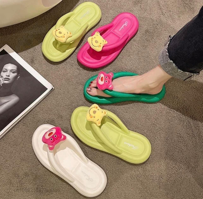 Sandalias Winnie Pooh &amp; Personajes