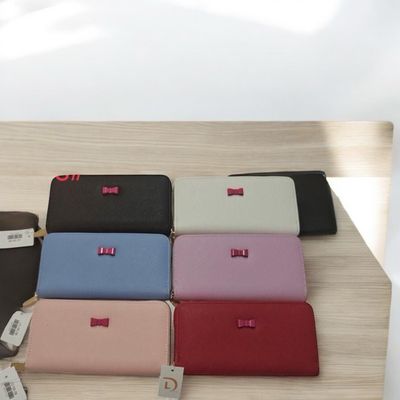 Cartera 1 cierre Se envía color surtido al azahar