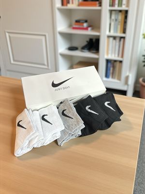 Caja 5 calcetines Nike